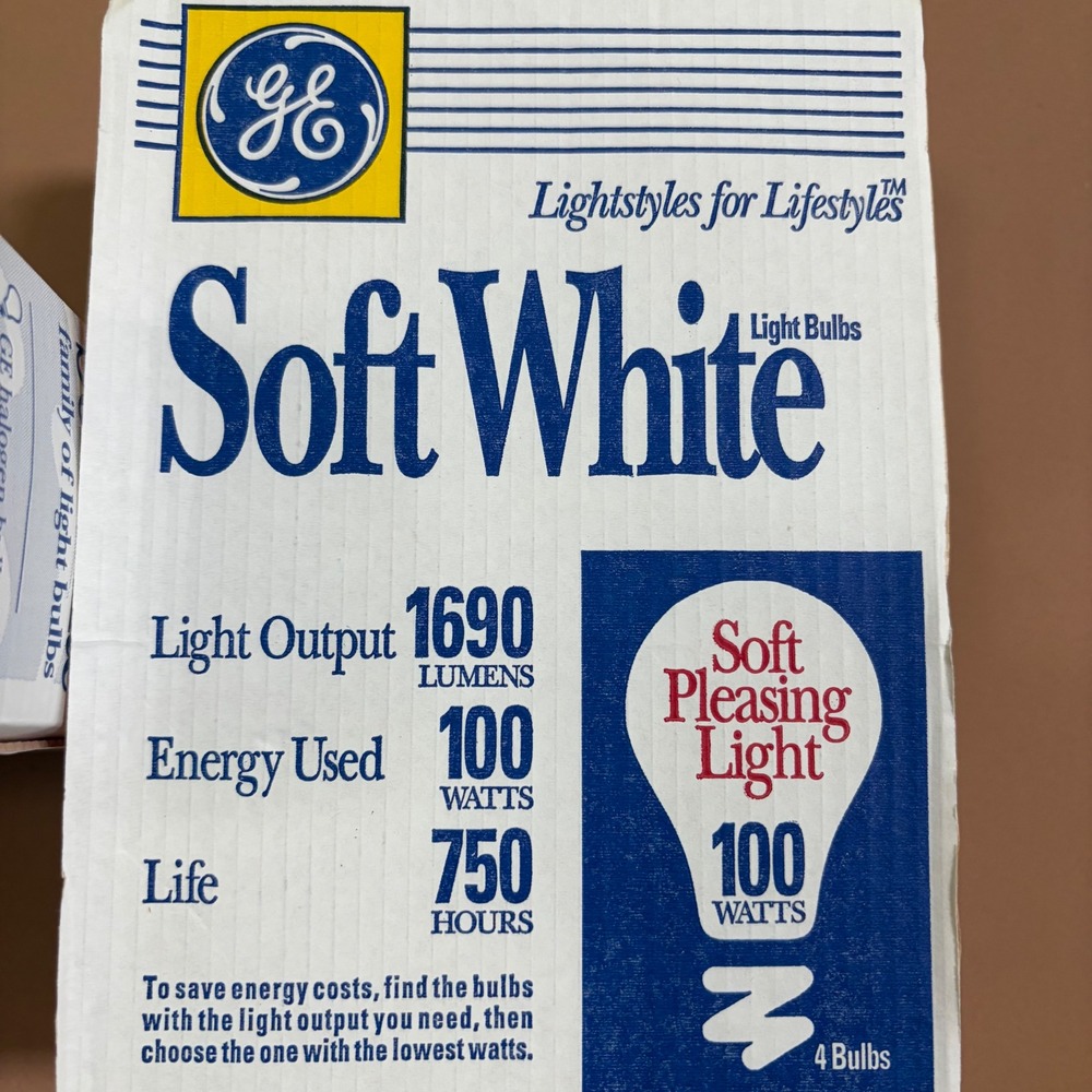 GE Soft White 100 Watt Incandescent Light Bulbs 1690 Lumens 2 Bulbs Only 41036